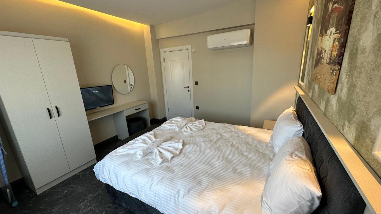 Mar Boutique Apartment Istanbul Bagian luar foto
